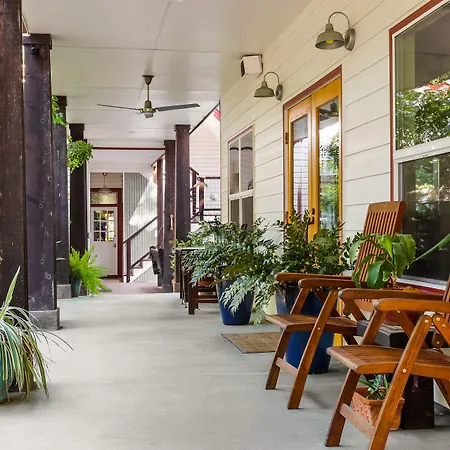 Brava House B&B-3